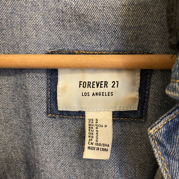 Denim jacket with hood - Picture 7 of 7